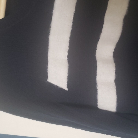 Draper James L Striped Sweater - Picture 5 of 6
